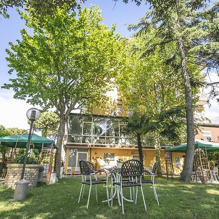 Hotel Del Falco Червия Екстериор снимка