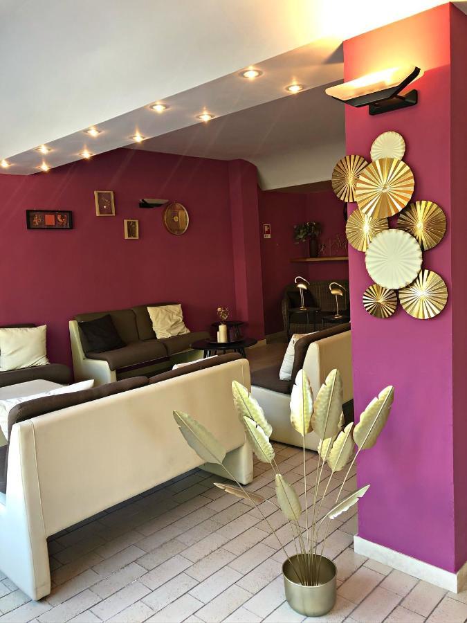 Hotel Del Falco Червия Екстериор снимка