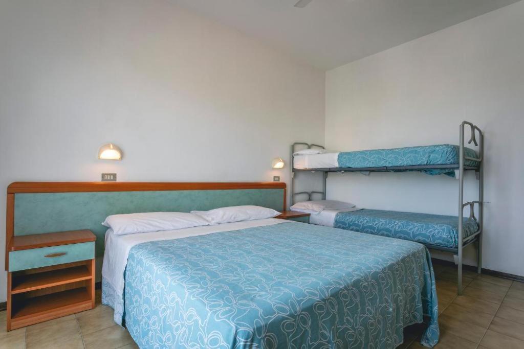 Hotel Del Falco Червия Екстериор снимка